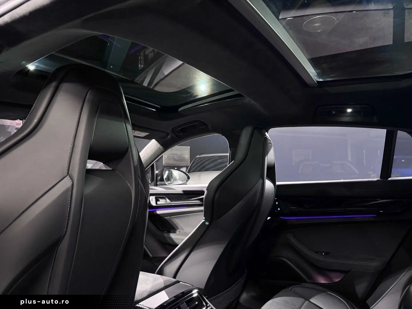 PORSCHE Panamera GTS Matrix Carbon InnoDrive Standheiz.