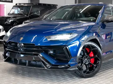 LAMBORGHINI Urus Performante FULL CARBON AKRAPOVIC B&O
