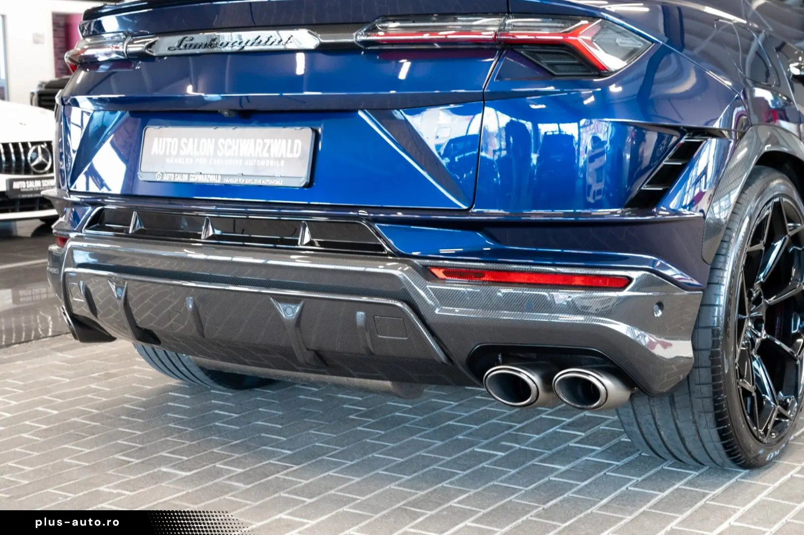LAMBORGHINI Urus Performante FULL CARBON AKRAPOVIC B&O
