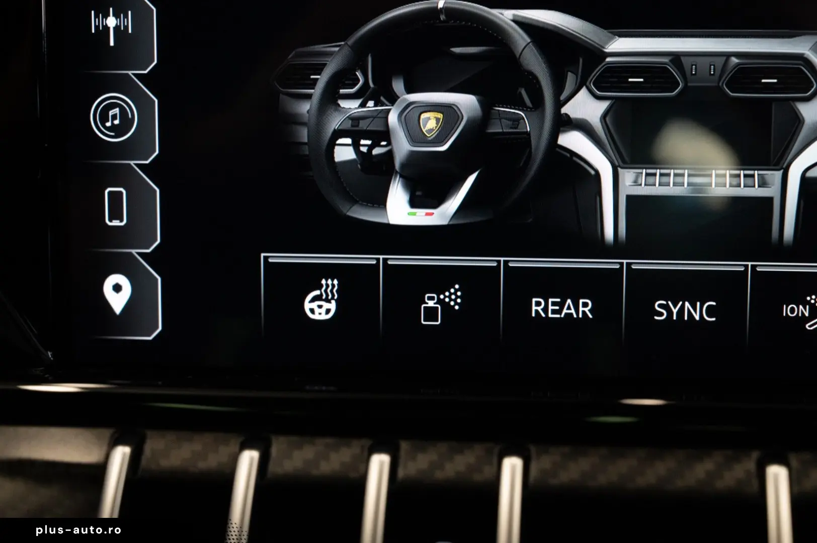 LAMBORGHINI Urus Performante FULL CARBON AKRAPOVIC B&O