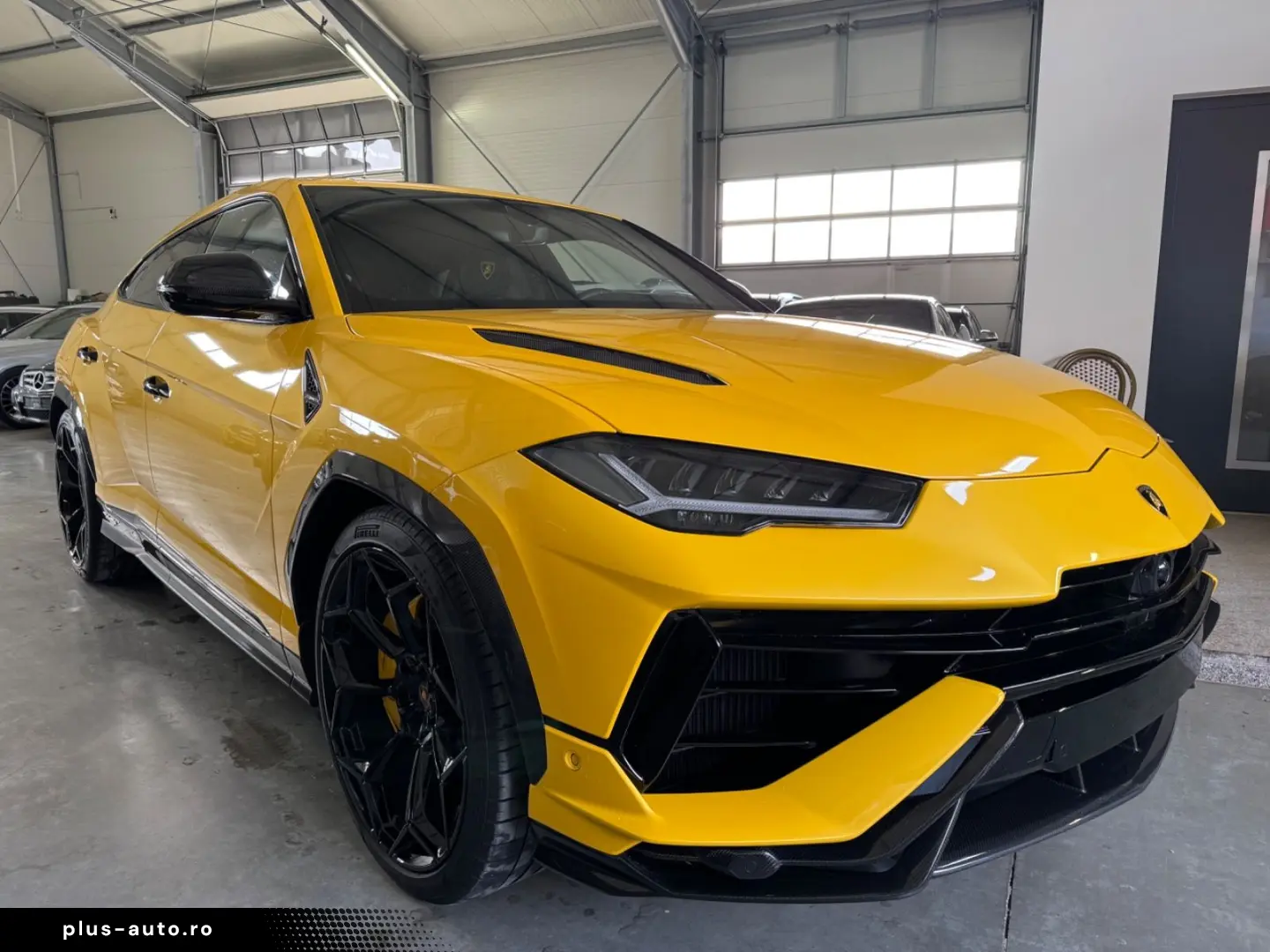LAMBORGHINI Urus 4.0 V8 Performante CARBON BANG&OLUFSEN 23