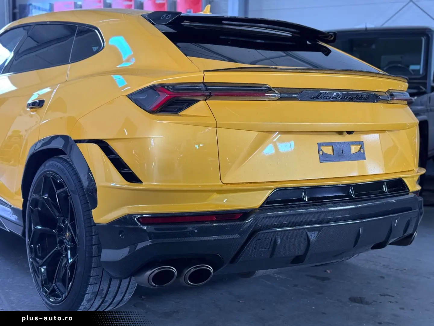 LAMBORGHINI Urus 4.0 V8 Performante CARBON BANG&OLUFSEN 23