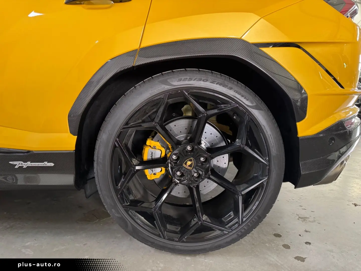 LAMBORGHINI Urus 4.0 V8 Performante CARBON BANG&OLUFSEN 23