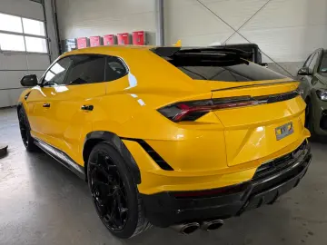 LAMBORGHINI Urus 4.0 V8 Performante CARBON BANG&OLUFSEN 23