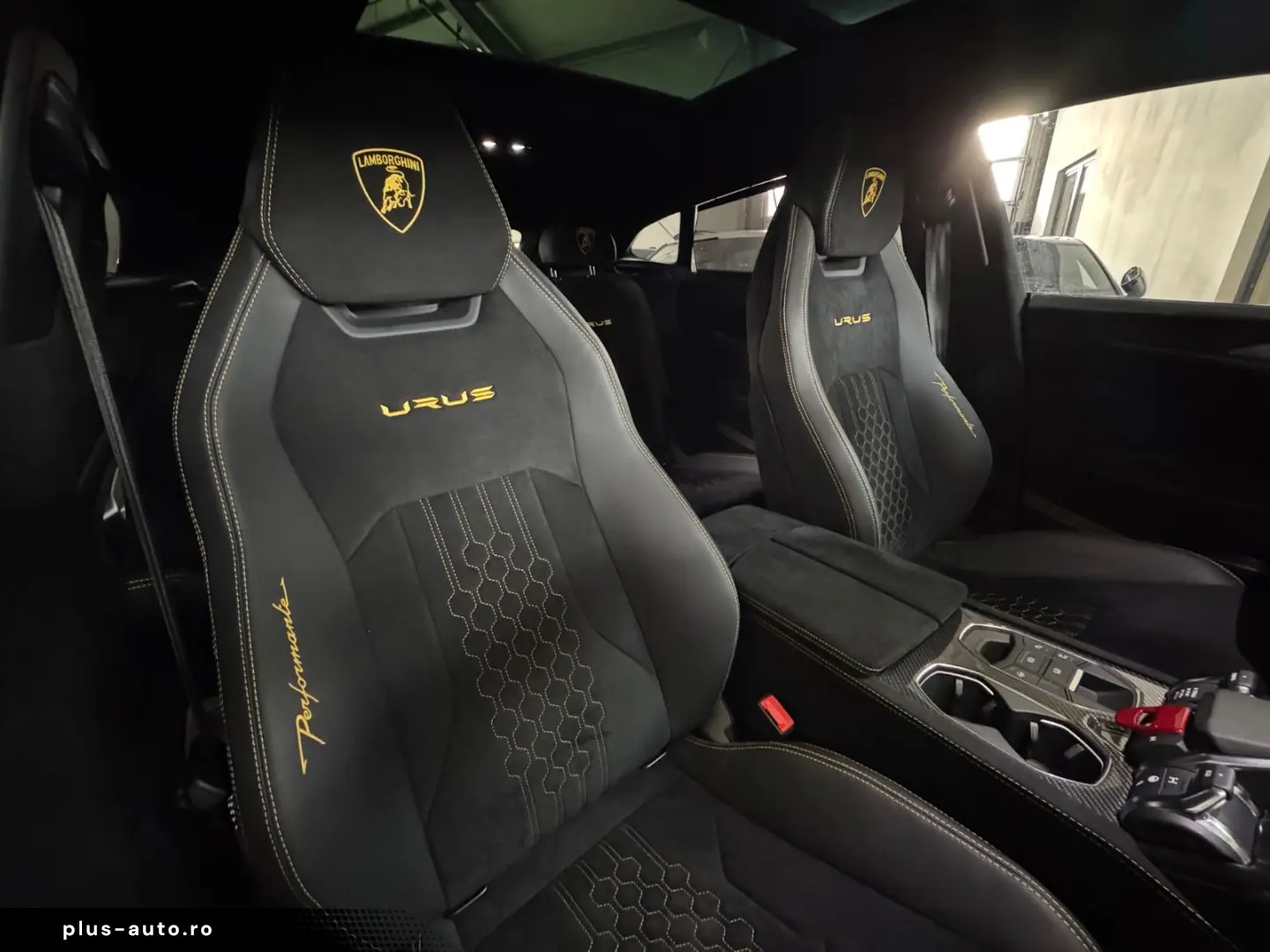 LAMBORGHINI Urus 4.0 V8 Performante CARBON BANG&OLUFSEN 23