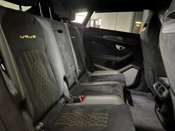LAMBORGHINI Urus 4.0 V8 Performante CARBON BANG&OLUFSEN 23