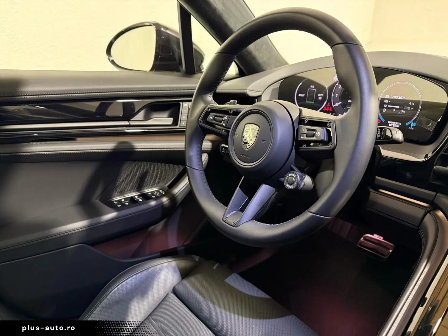 PORSCHE Panamera Turbo E-Hybrid