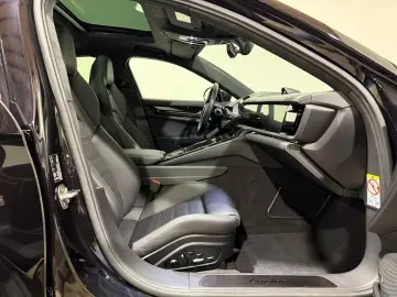 PORSCHE Panamera Turbo E-Hybrid