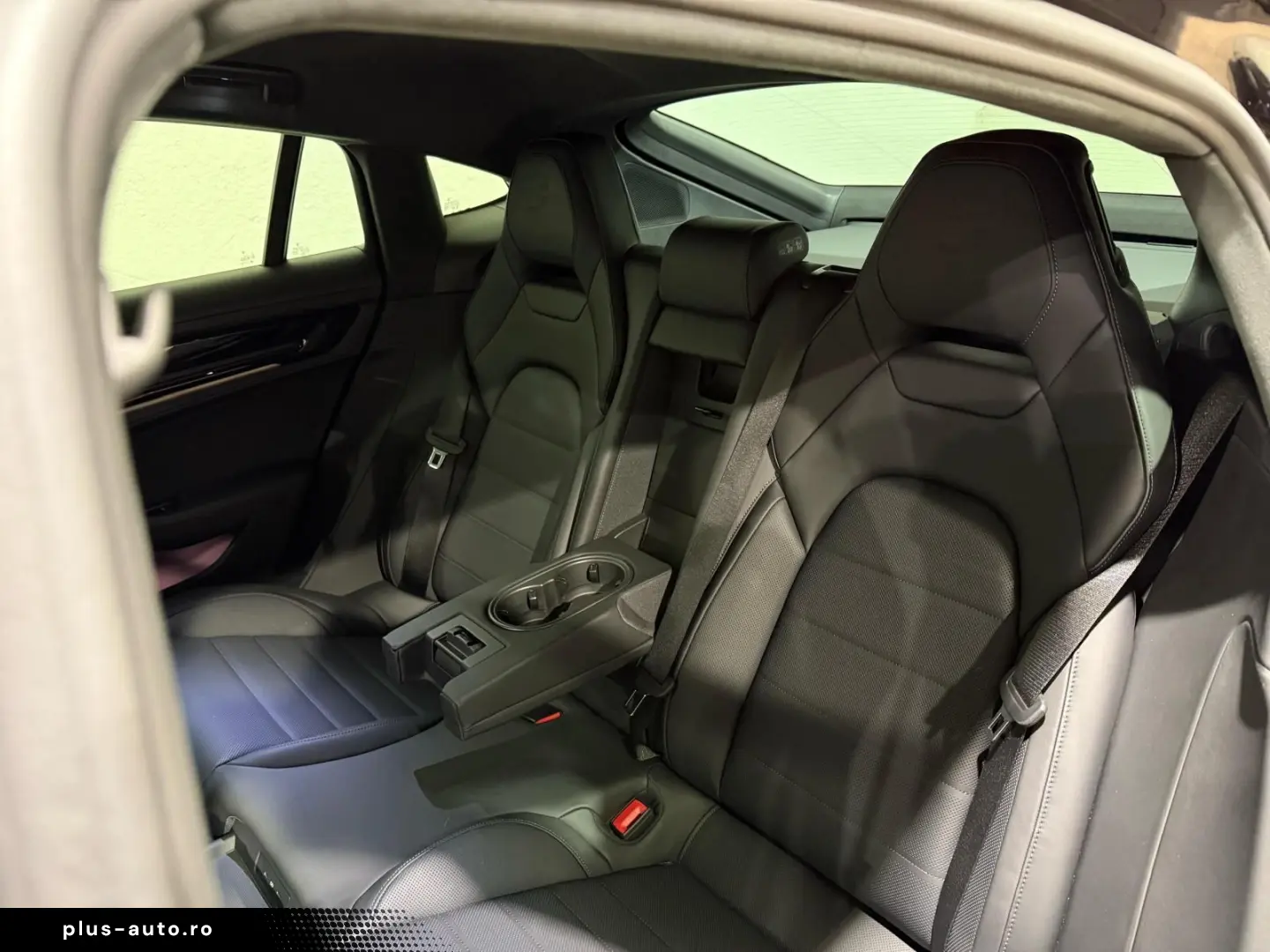 PORSCHE Panamera Turbo E-Hybrid