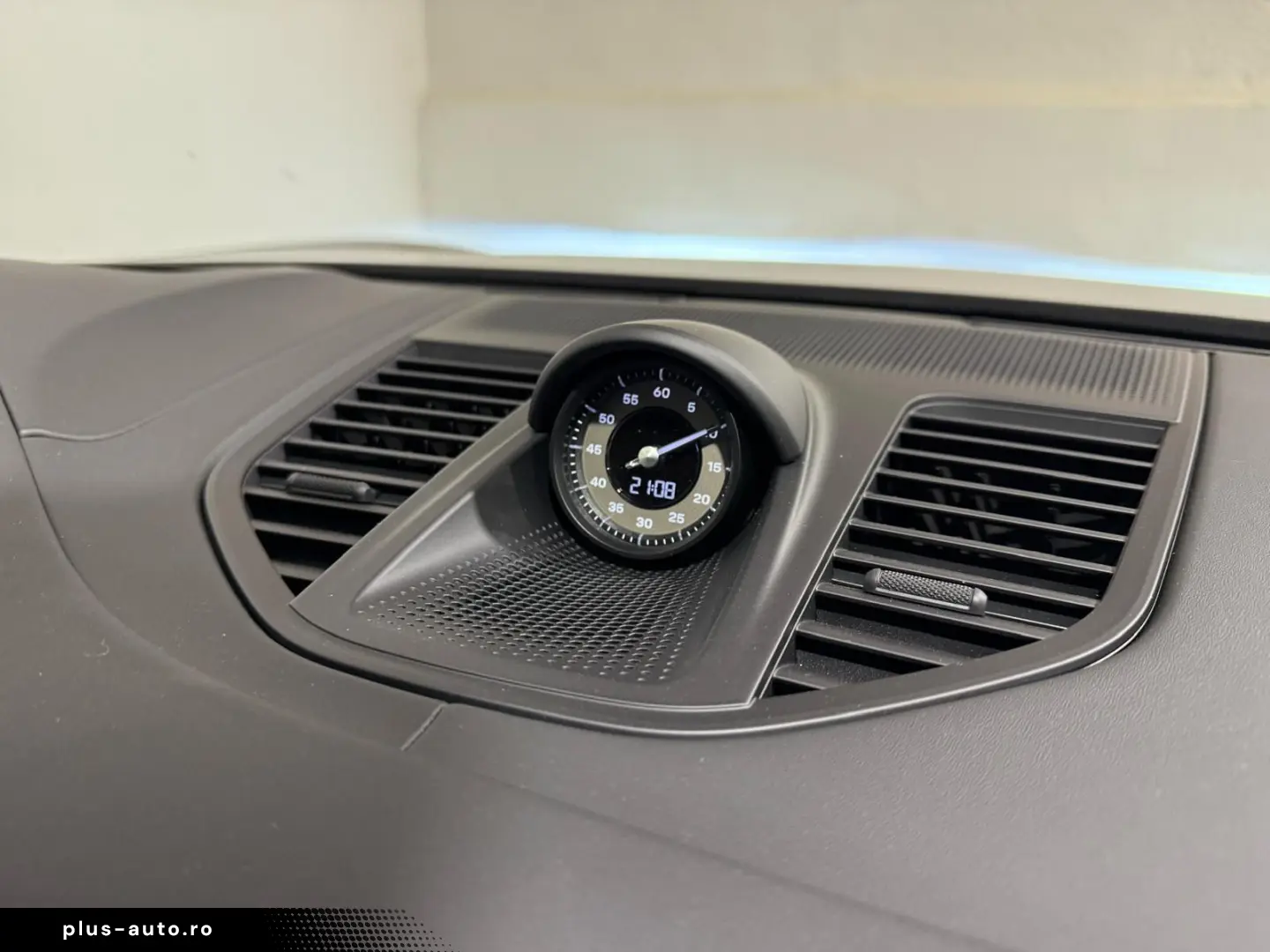 PORSCHE Panamera Turbo E-Hybrid