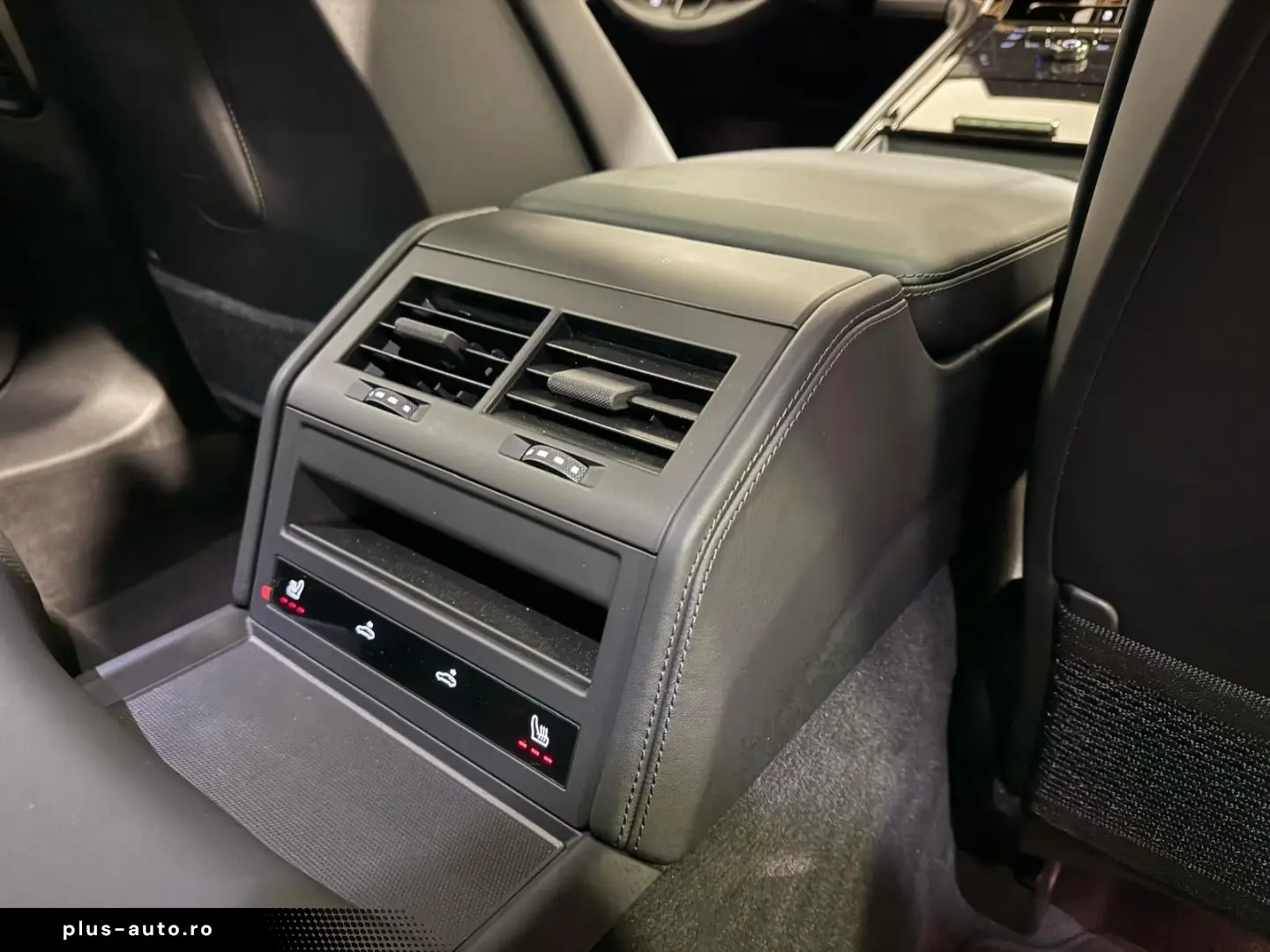 PORSCHE Panamera Turbo E-Hybrid