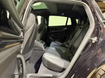 PORSCHE Panamera Turbo E-Hybrid