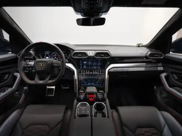 LAMBORGHINI Urus S 4.0 V8