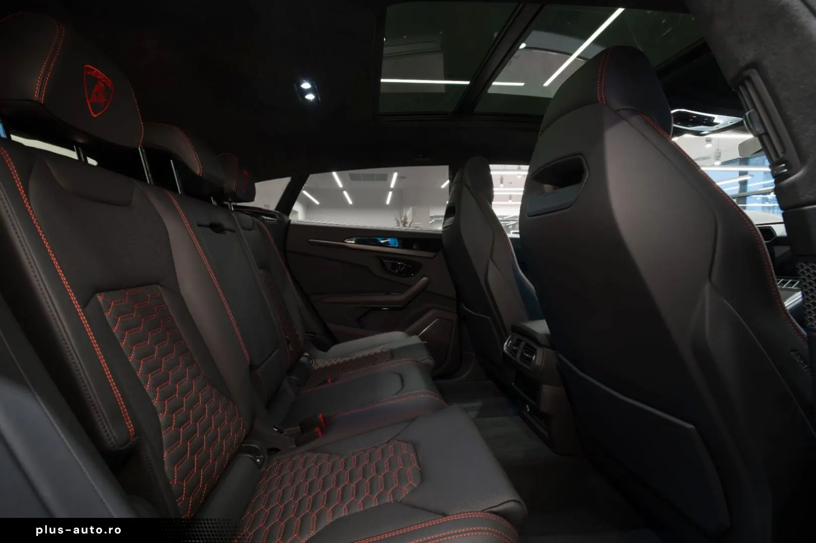 LAMBORGHINI Urus S 4.0 V8