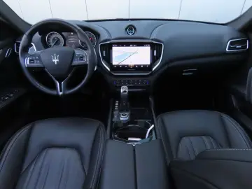 MASERATI Ghibli GT Mild-Hybrid Softclose 360