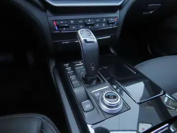 MASERATI Ghibli GT Mild-Hybrid Softclose 360