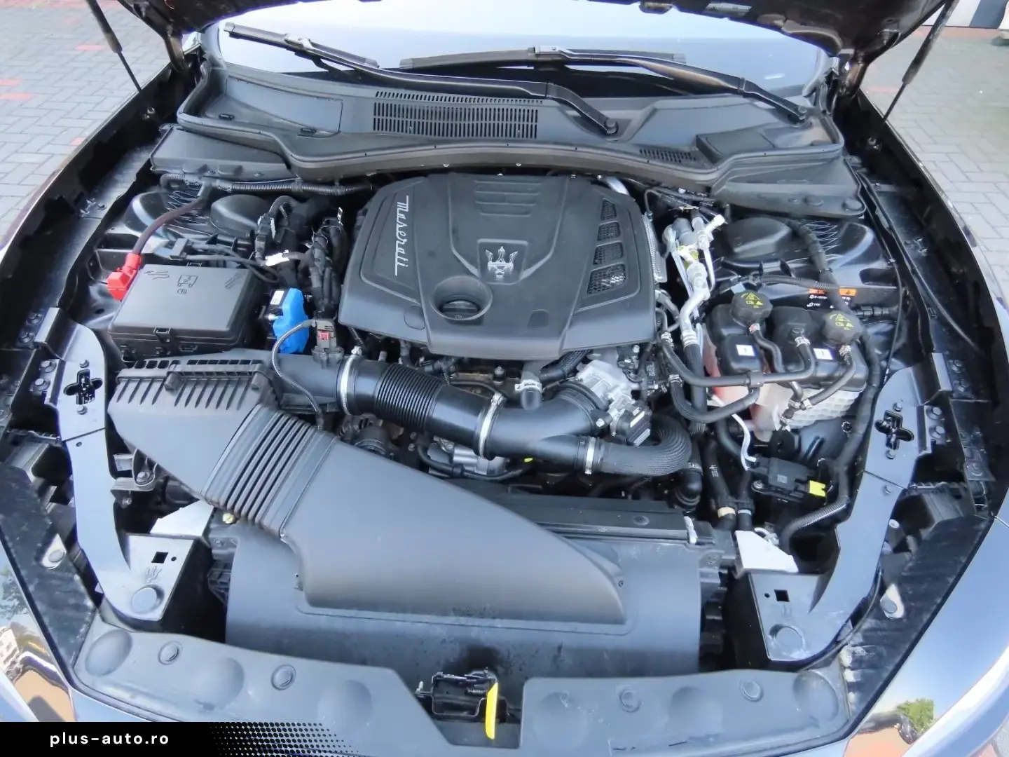 MASERATI Ghibli GT Mild-Hybrid Softclose 360