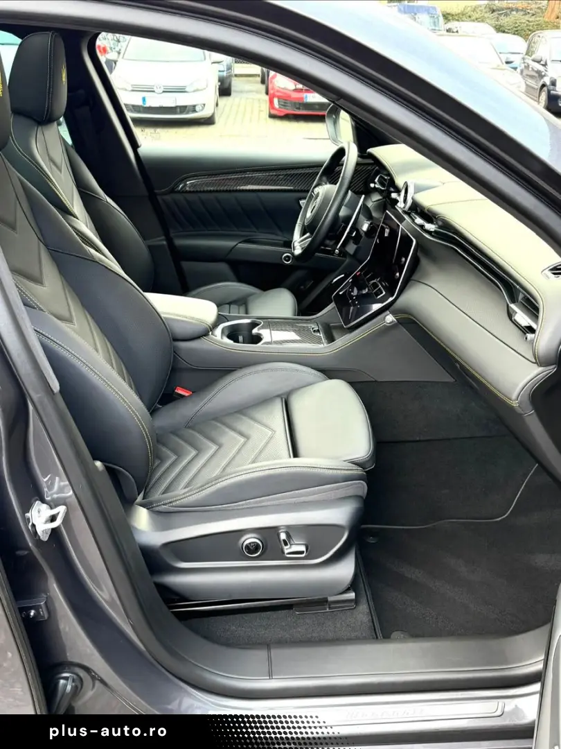 MASERATI Grecale Trofeo  360 Pano HUD Sonus