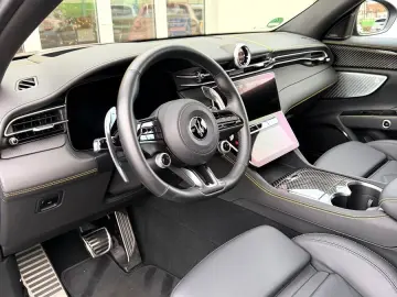 MASERATI Grecale Trofeo  360 Pano HUD Sonus