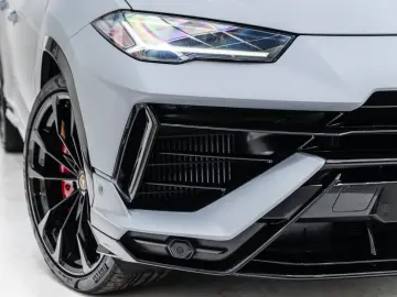 LAMBORGHINI Urus S Bang&Olufsen Panorama Qcittura