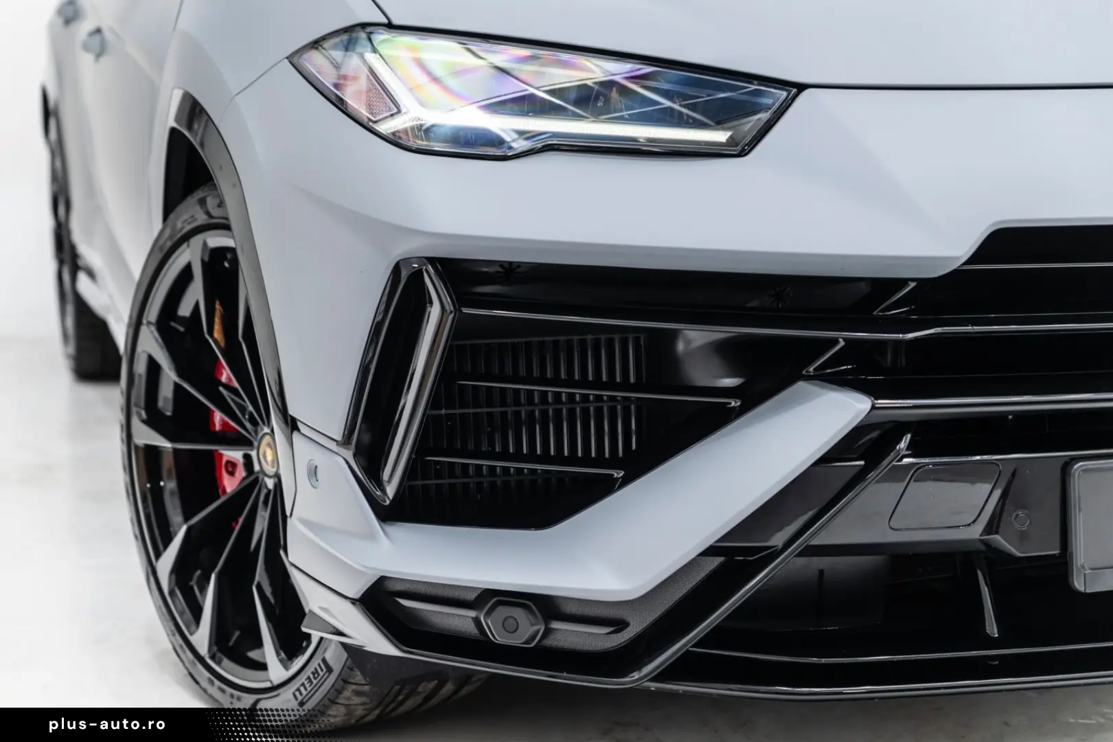 LAMBORGHINI Urus S Bang&Olufsen Panorama Qcittura