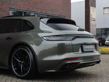 PORSCHE Panamera Sport Turismo 4 E-Hybrid   PASM - BOSE