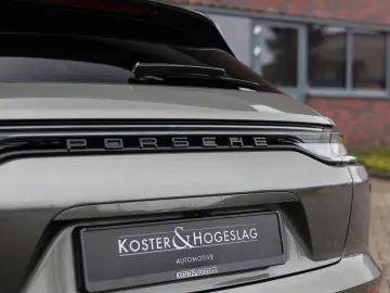 PORSCHE Panamera Sport Turismo 4 E-Hybrid   PASM - BOSE