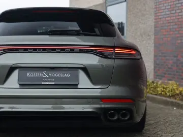 PORSCHE Panamera Sport Turismo 4 E-Hybrid   PASM - BOSE