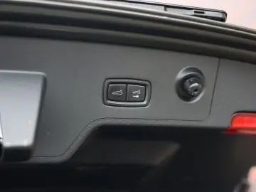 PORSCHE Panamera Sport Turismo 4 E-Hybrid   PASM - BOSE