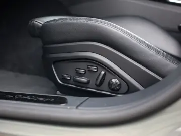 PORSCHE Panamera Sport Turismo 4 E-Hybrid   PASM - BOSE