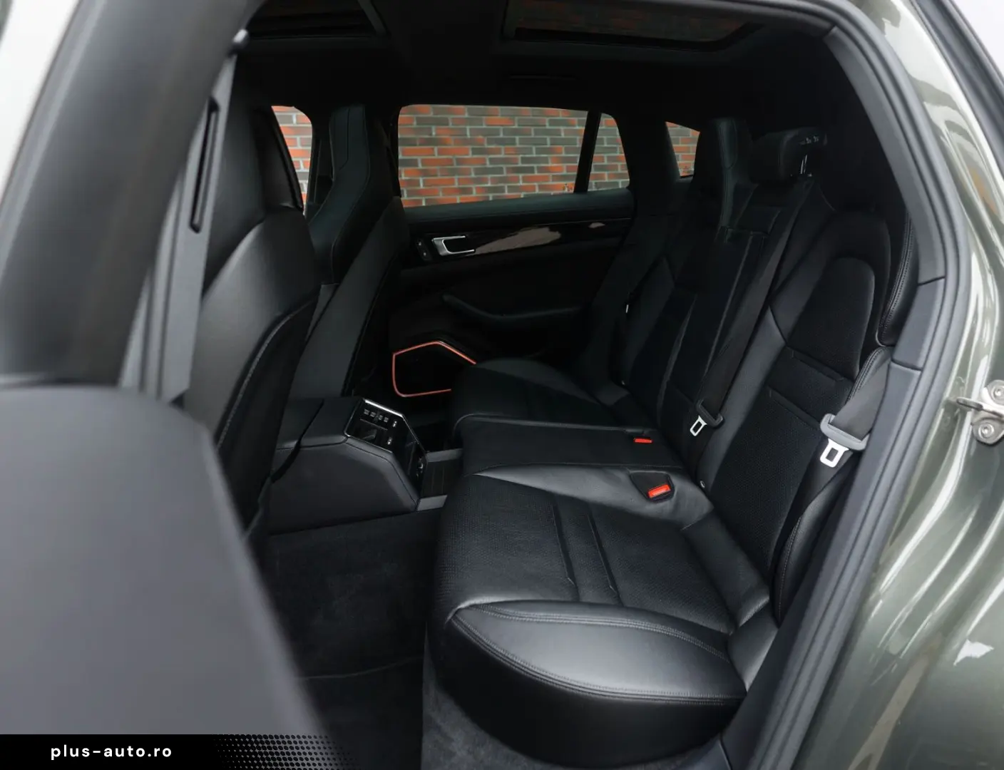 PORSCHE Panamera Sport Turismo 4 E-Hybrid   PASM - BOSE