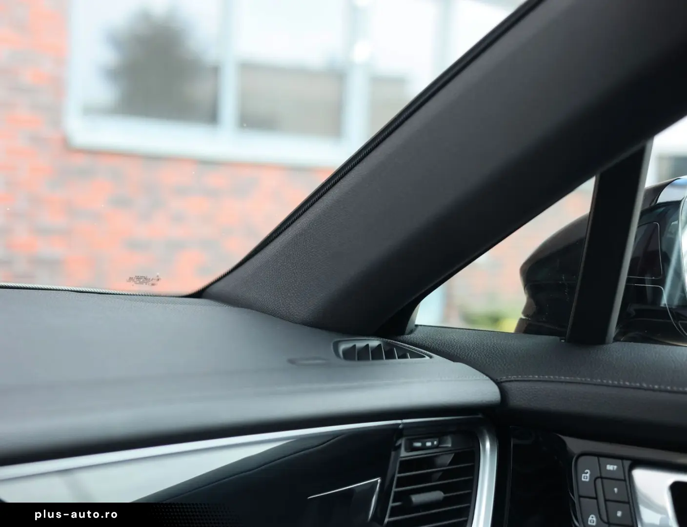 PORSCHE Panamera Sport Turismo 4 E-Hybrid   PASM - BOSE