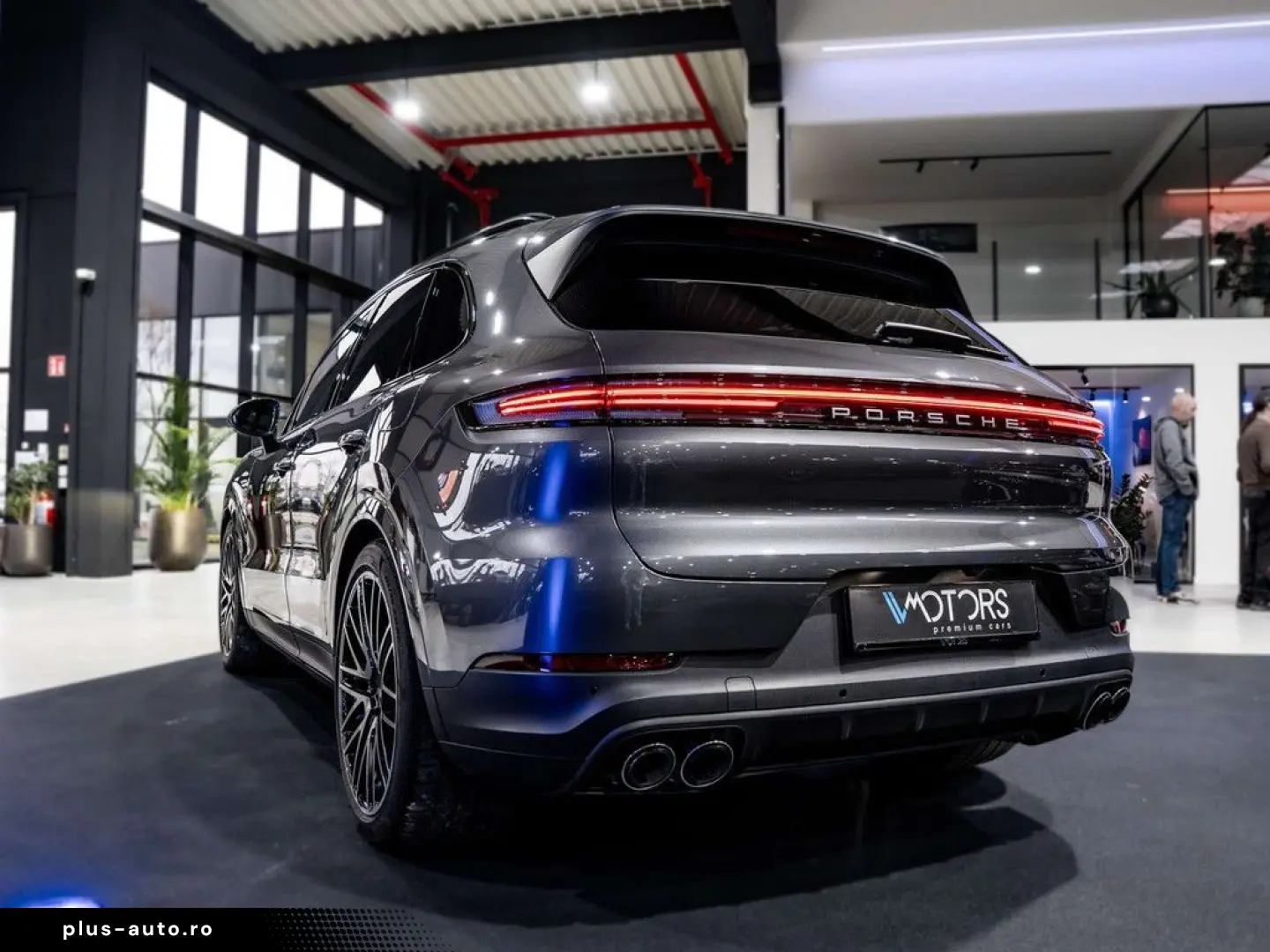 PORSCHE Cayenne E-Hybrid - Bose - AHK - Pano - 360  - AC