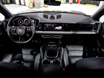 PORSCHE Cayenne E-Hybrid - Bose - AHK - Pano - 360  - AC