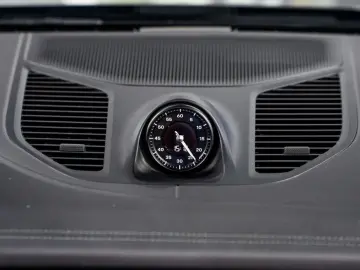 PORSCHE Cayenne E-Hybrid - Bose - AHK - Pano - 360  - AC