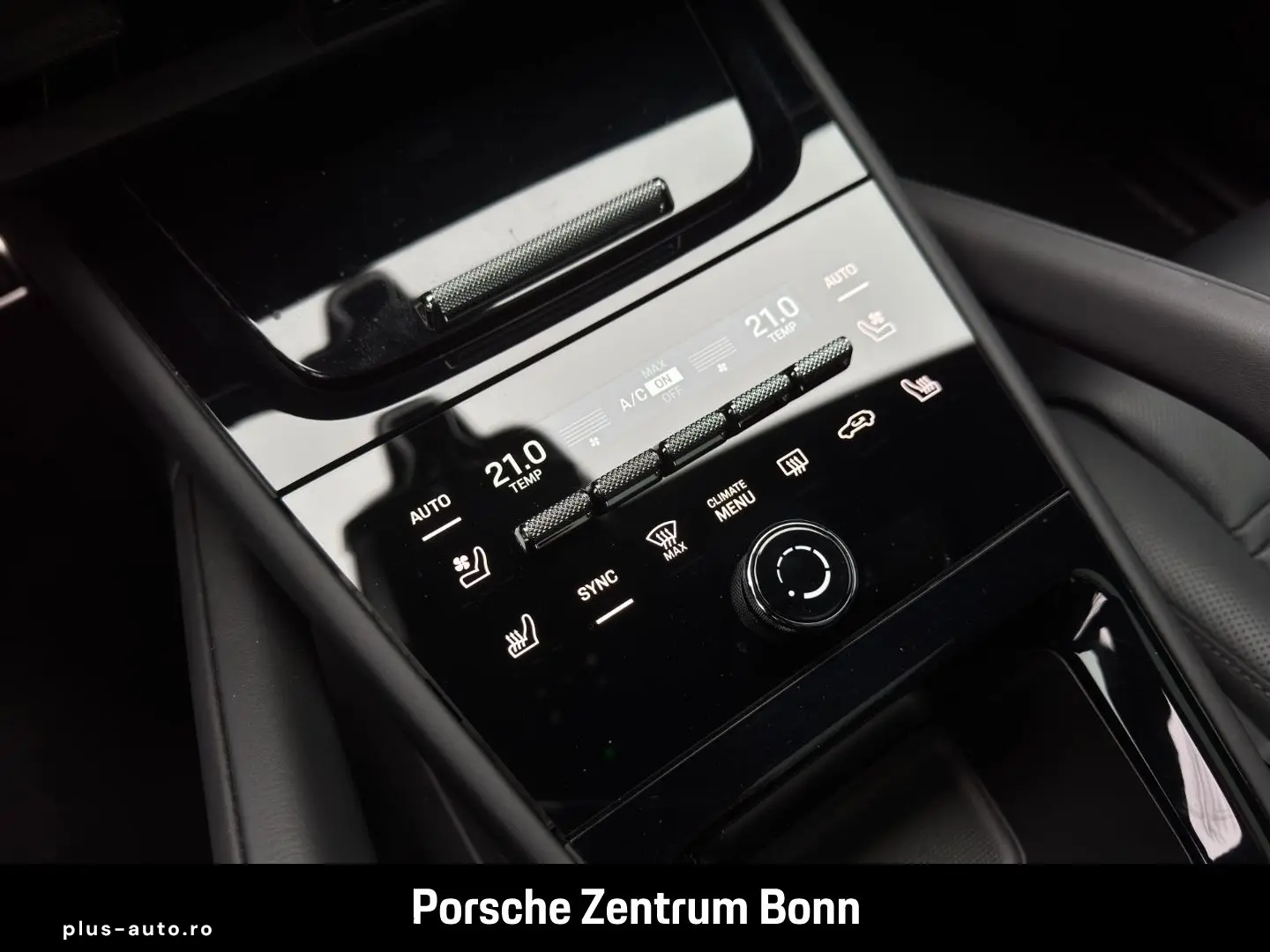 PORSCHE Cayenne GTS HA-Lenkung Head-Up Soft-Close 22-Zol