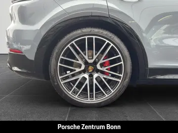 PORSCHE Cayenne GTS HA-Lenkung Head-Up Soft-Close 22-Zol