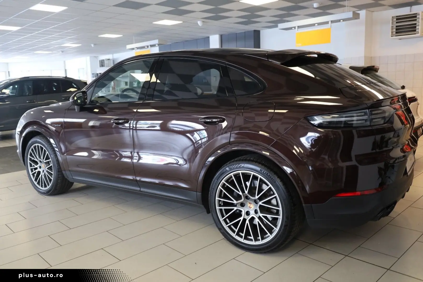 PORSCHE Cayenne Coupe E-Hybrid Platinum Edition