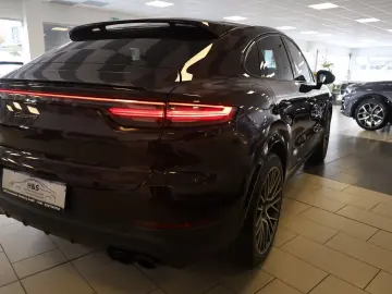 PORSCHE Cayenne Coupe E-Hybrid Platinum Edition