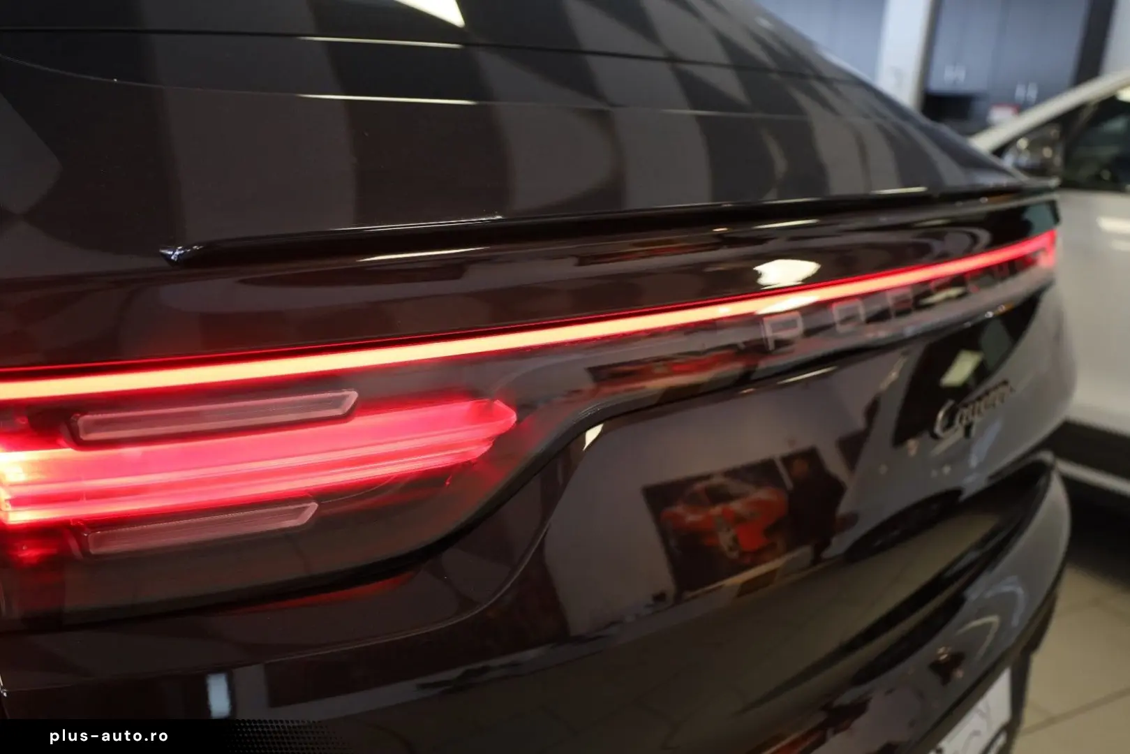 PORSCHE Cayenne Coupe E-Hybrid Platinum Edition