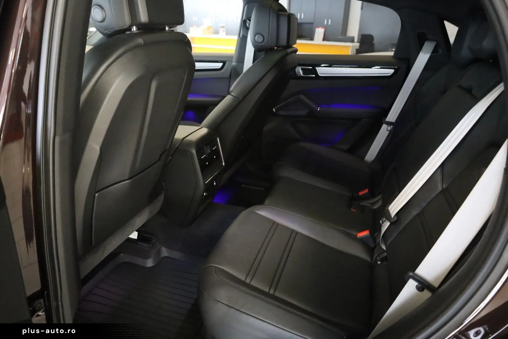 PORSCHE Cayenne Coupe E-Hybrid Platinum Edition