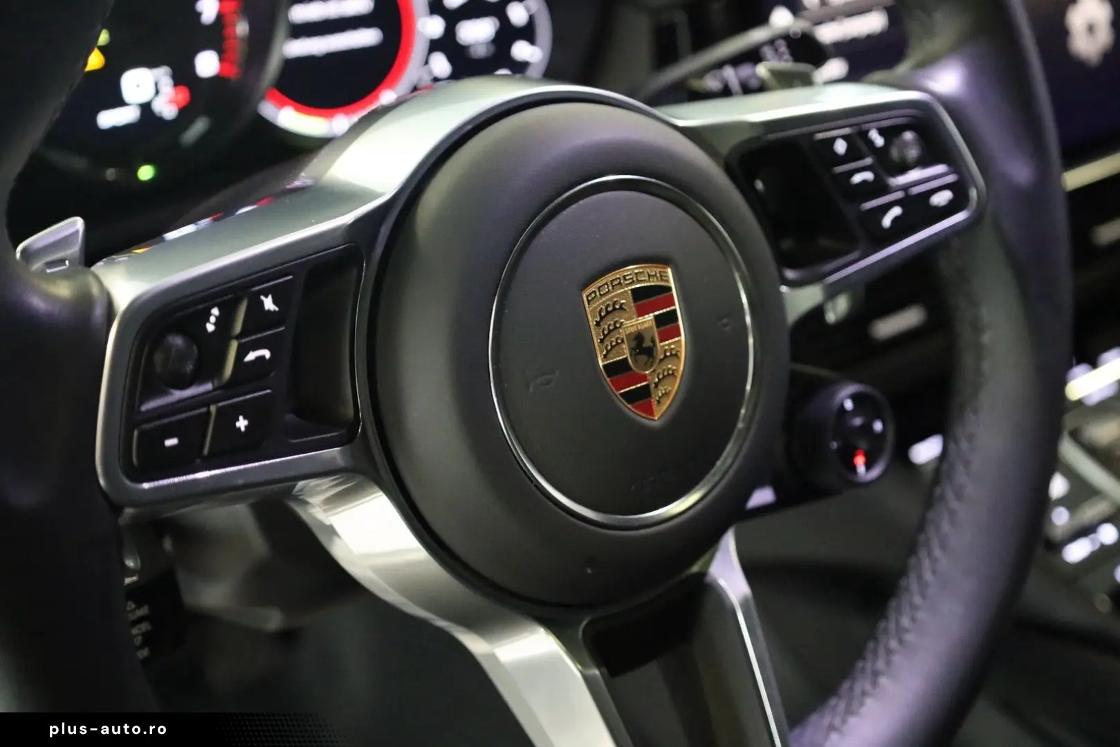 PORSCHE Cayenne Coupe E-Hybrid Platinum Edition