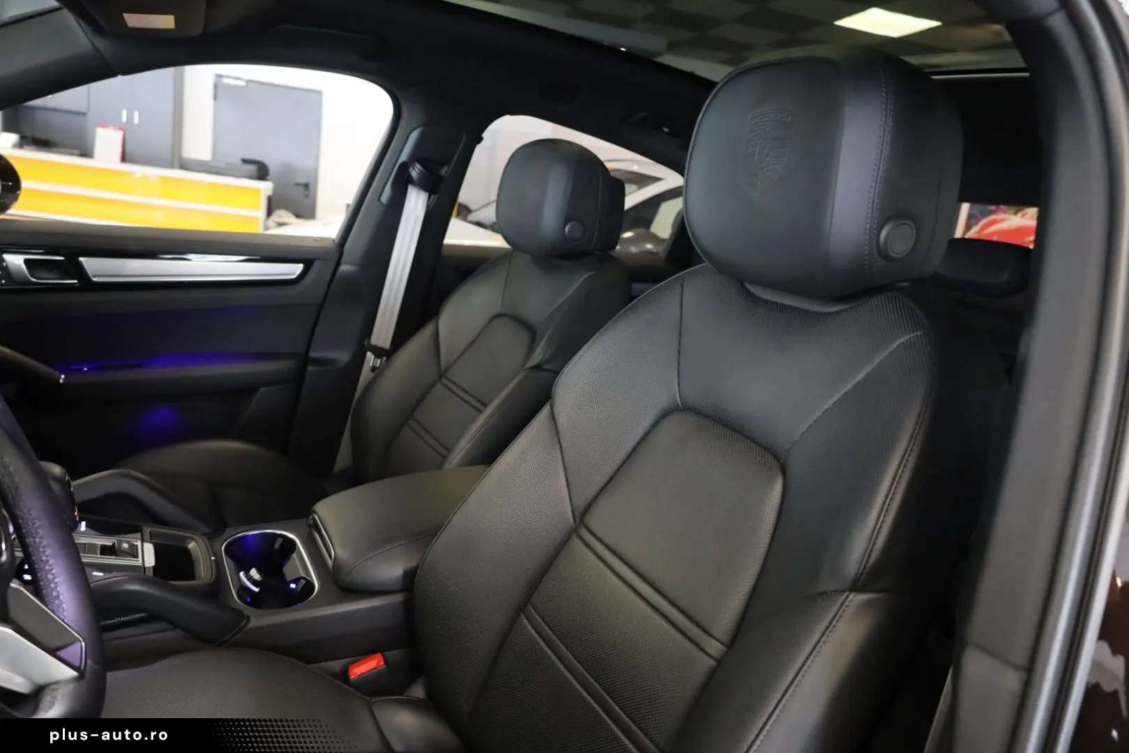 PORSCHE Cayenne Coupe E-Hybrid Platinum Edition