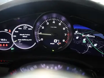 PORSCHE Cayenne Coupe E-Hybrid Platinum Edition