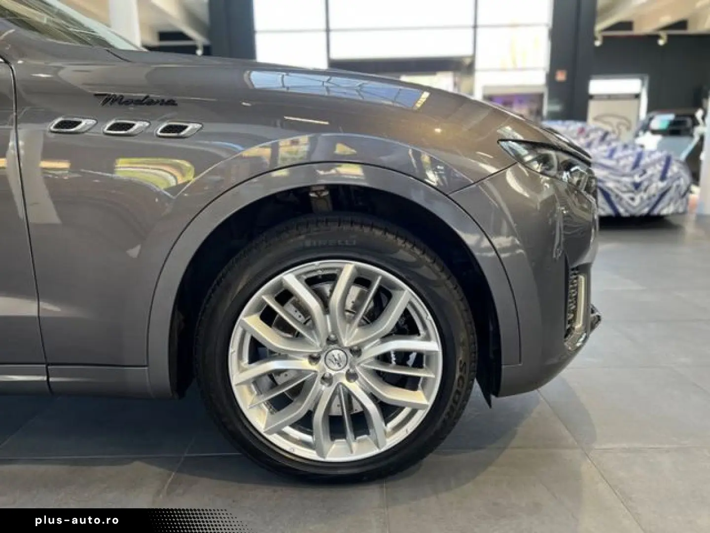 MASERATI Levante Modena MY22  Pano  Assistenten Navi LED