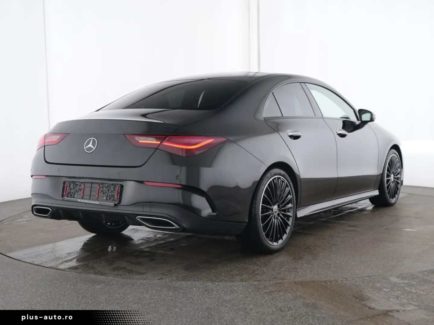 MERCEDES-BENZ CLA 200 Coupé AMG Night Pano AHK Burm DISTR 19