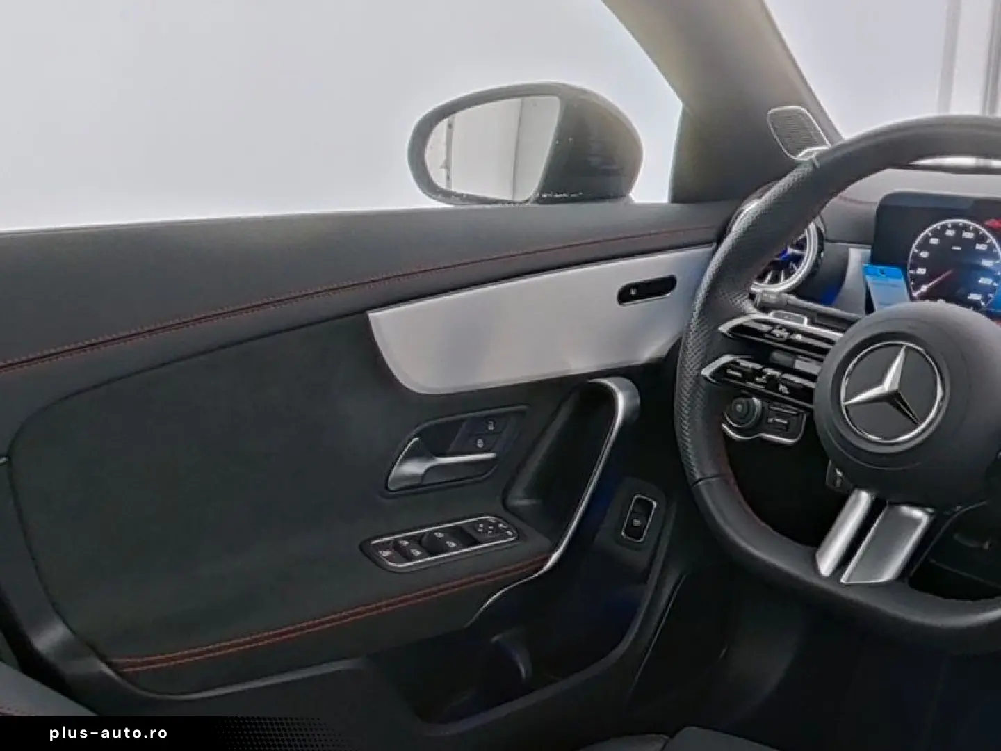 MERCEDES-BENZ CLA 200 Coupé AMG Night Pano AHK Burm DISTR 19