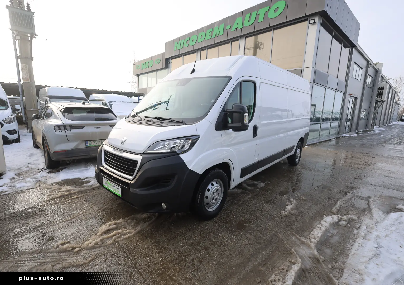 Peugeot Boxer L3H2 2.2D 165CP