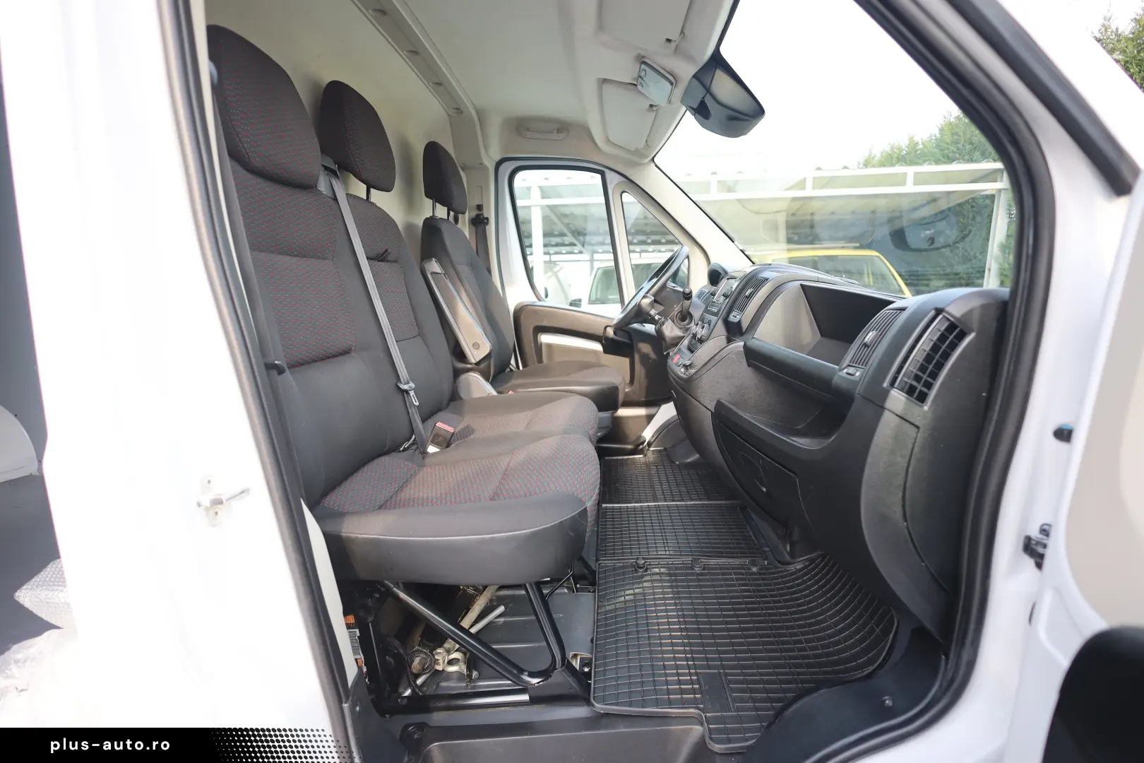 Peugeot Boxer L3H2 2.2D 165CP