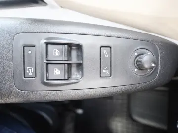 Peugeot Boxer L3H2 2.2D 165CP